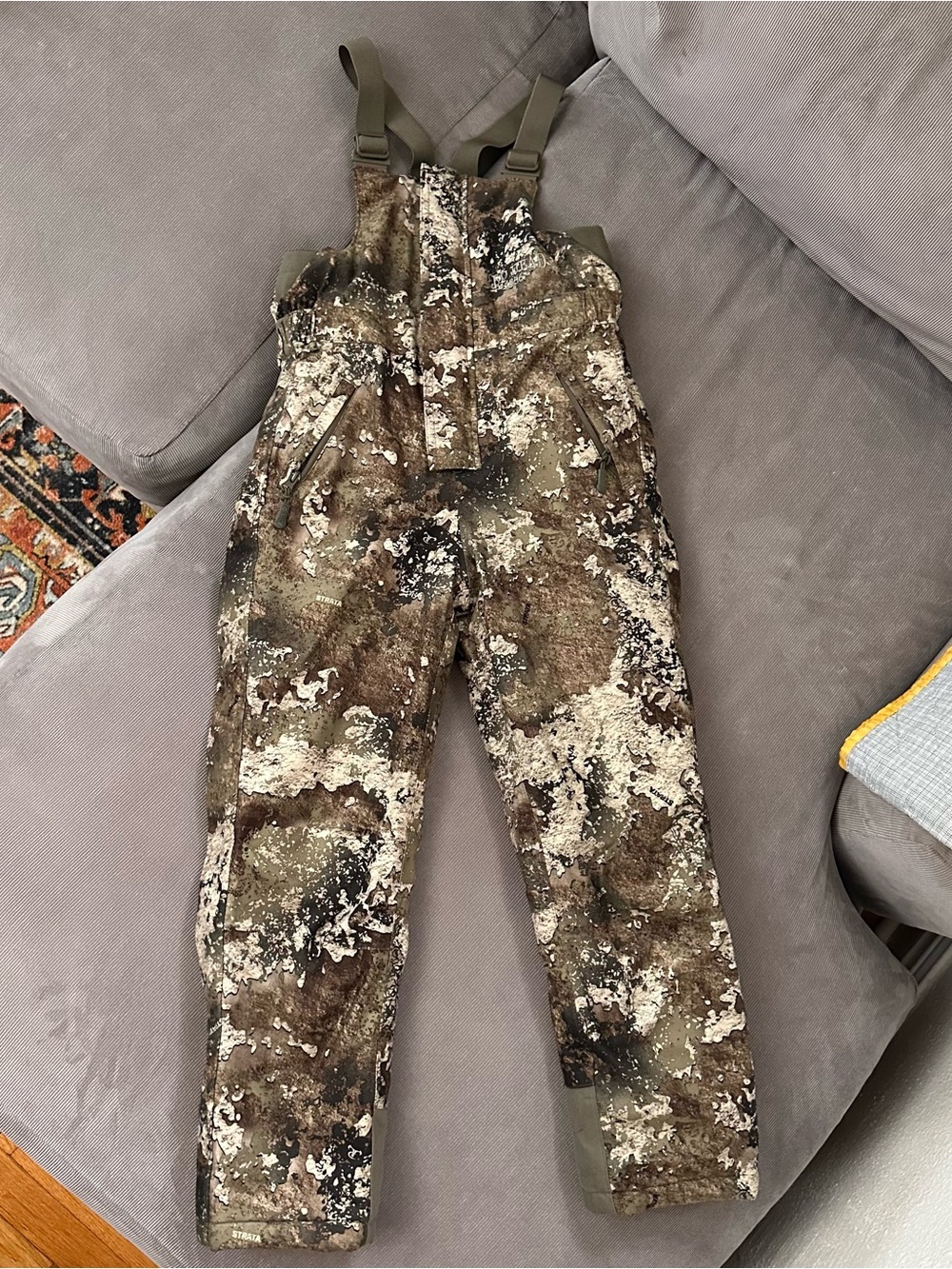 Boys redhead camo insulated overalls size large strata camouflage